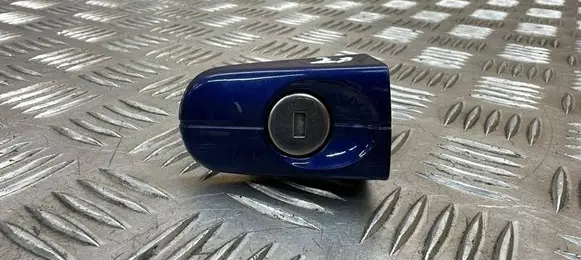 Ford Focus Front door lock (next to the handle) 
