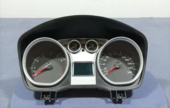 Speedometer (instrument cluster)