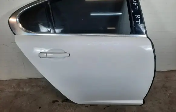 Jaguar XF X250 Rear door