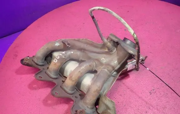 Renault Fluence Exhaust manifold
