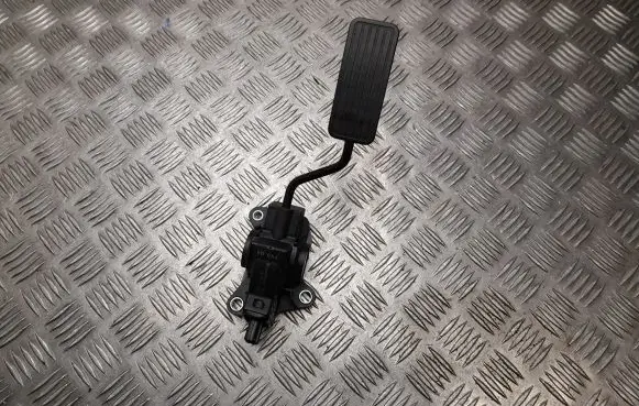 Honda Civic IX Accelerator throttle pedal 6515473