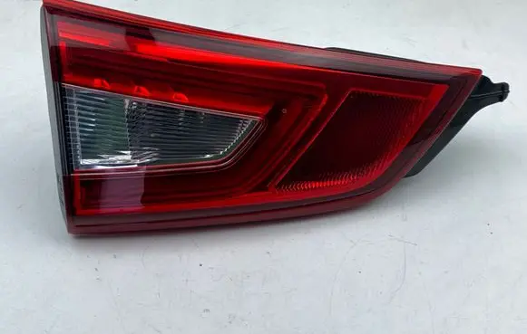 Nissan Qashqai Tailgate rear/tail lights 22618013