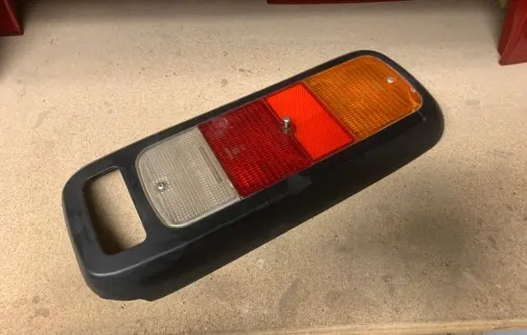 Volkswagen I LT Rear/tail lights 281945242