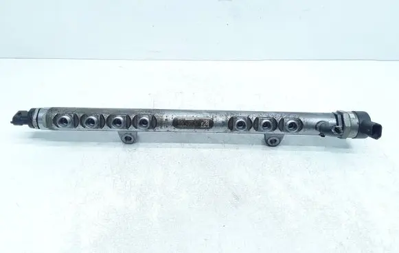 Volvo XC60 Fuel main line pipe 30777759 0445215025 31216313