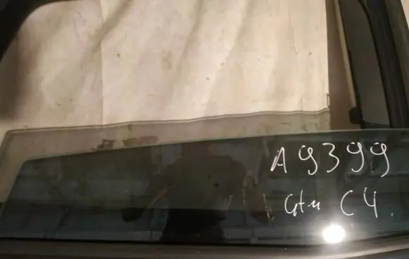 Citroen C4 I Picasso Rear door window glass