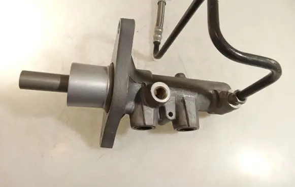 Opel Movano B Master brake cylinder 03339005512