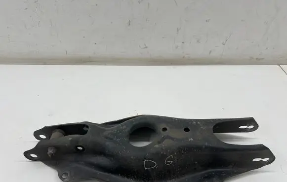 Mercedes-Benz C W205 Rear upper control arm/wishbone A2053521900
