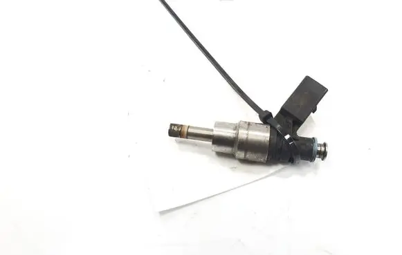 Volkswagen PASSAT B6 Fuel injector 06F906036