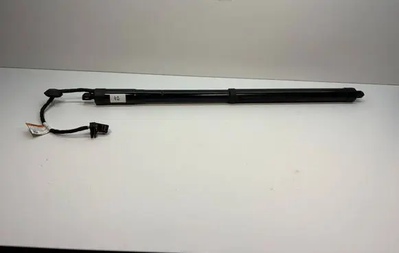Volvo XC40 Tailgate strut 32357573 10062022