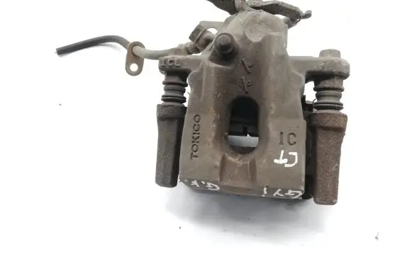Lexus CT 200H Rear brake caliper