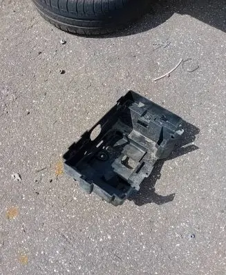 Opel Meriva B Battery box tray 13312806