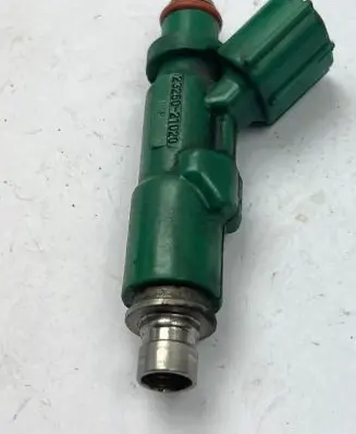 Toyota Prius (XW20) Fuel injector 2325021020