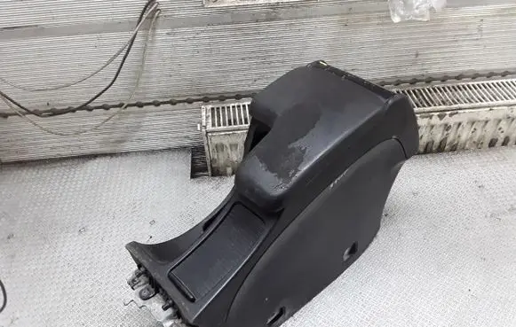 Alfa Romeo 159 Armrest 