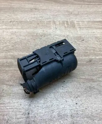 Volkswagen PASSAT B6 Plug wire 07Z906379A