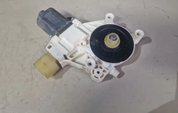 Ford S-MAX Rear door window regulator motor 0130822287