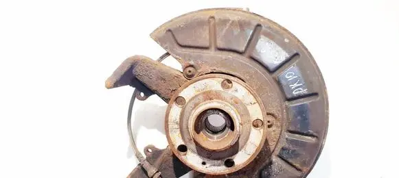 Skoda Octavia Mk2 (1Z) Front wheel hub