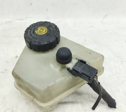 Mercedes-Benz S W140 Brake fluid reservoir 2024300002 A2024300002