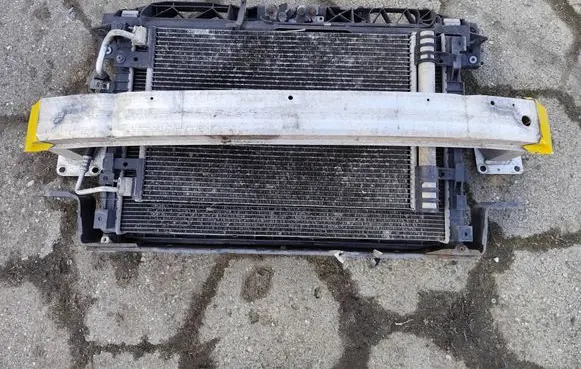 Peugeot 308 Top upper radiator support slam panel 9807148180