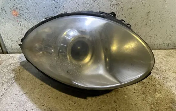 Mercedes-Benz R W251 Headlight/headlamp 5DV00829000 110VDC85VAC 24850102003146