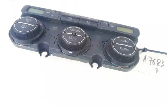 Volkswagen PASSAT B6 Climate control unit 74677532 746775-32
