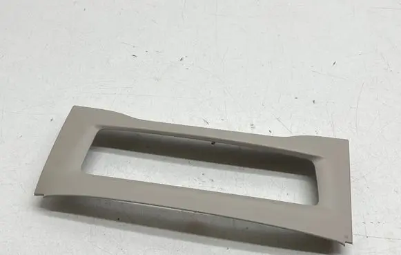 Chrysler Pacifica Dashboard glove box trim 6WL841D2AB 02212022 8N22201250