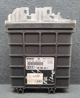 Audi A4 S4 B5 8D Engine control unit/module 028906021F 0281001366