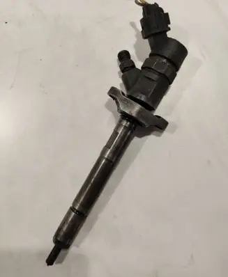 Citroen Berlingo Fuel injector 0445110239