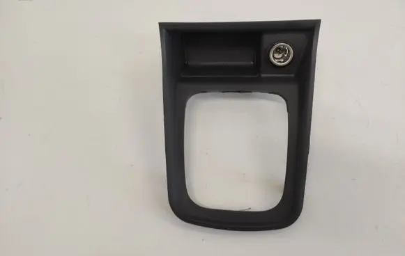 Chevrolet Captiva Gear shifter surround trim plastic PD052416