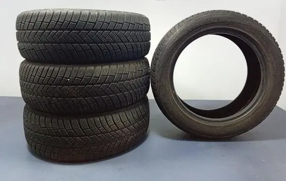 Audi A4 S4 B5 8D R17 winter tire 8714692351969