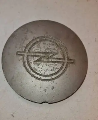 Opel Kadett E Original wheel cap 90221616 1307675