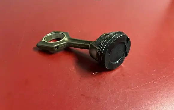 BMW X3 F25 Piston with connecting rod 7624408