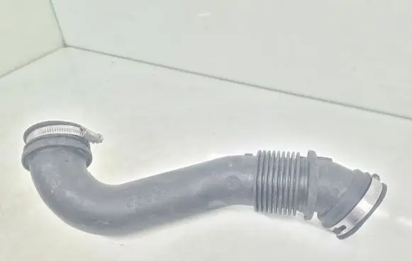 Ford Fiesta Intercooler hose/pipe C1B19C623AC