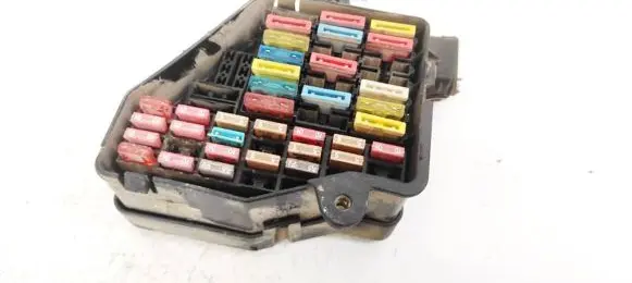 Skoda Octavia Mk1 (1U) Fuse box set