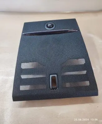 Mercedes-Benz B W245 Parking PDC sensor display screen A1696801136