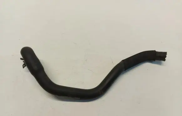 Mercedes-Benz CLA C117 X117 W117 Engine coolant pipe/hose a2465011258
