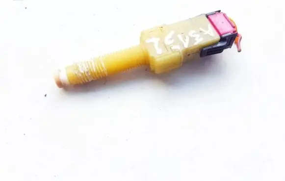 Audi A4 S4 B5 8D Brake pedal sensor switch 443945515