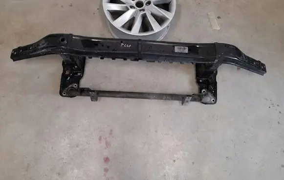 Mercedes-Benz ML W166 Front bumper cross member 1245
