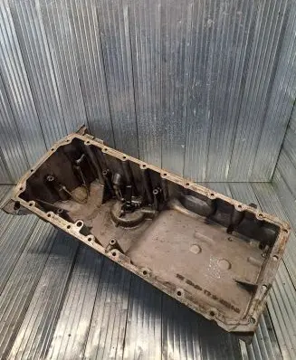 BMW 5 E60 E61 Oil sump 7801365