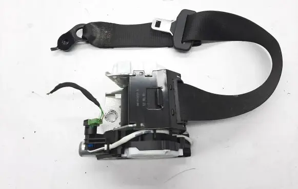 BMW 2 F45 Front seatbelt 7313303