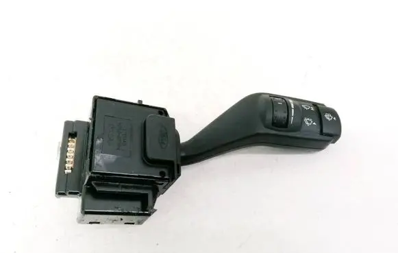 Ford Focus Wiper control stalk 17D9402