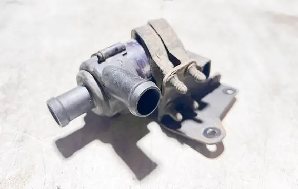 Audi Q7 4L Electric auxiliary coolant/water pump 7L0965561L