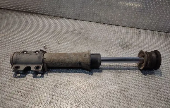Volkswagen II LT Front shock absorber/damper 00462008