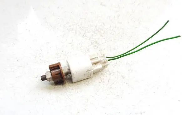 Suzuki SX4 Brake pedal sensor switch