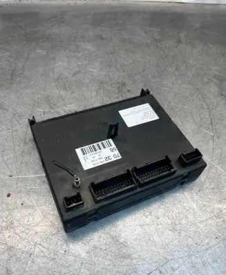 Mercedes-Benz ML W163 SAM control unit 1635457032 05371056