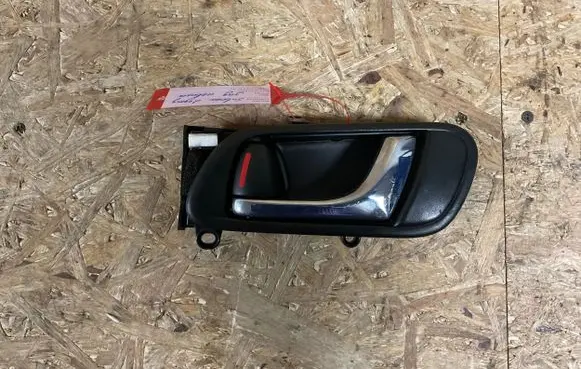 Subaru Legacy Rear door interior handle 