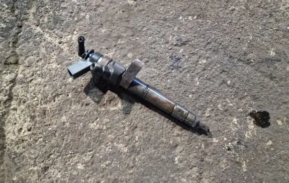 Mercedes-Benz A W169 Fuel injector A6400700787