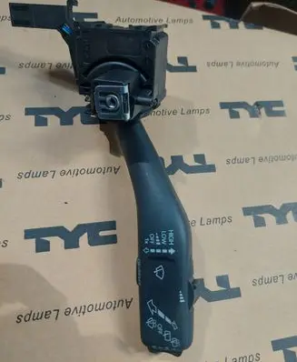 Volkswagen Tiguan Wiper speed switch 