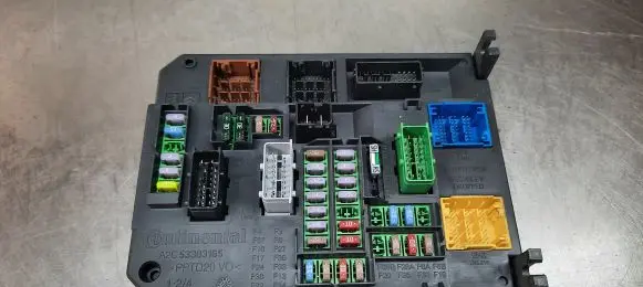 Citroen C4 II Central body control module