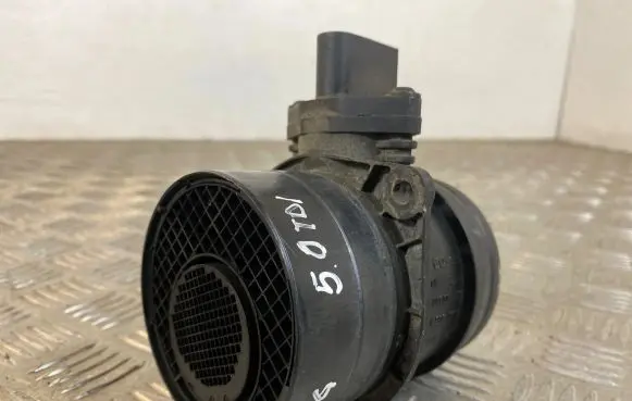 Volkswagen Touareg I Mass air flow meter 074906461B 0281002461