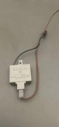 BMW 3 E36 Antenna control unit 1387803